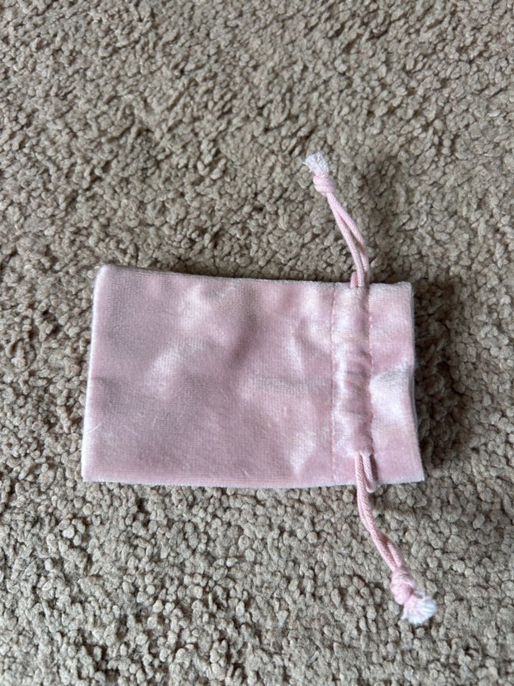 Kitsch Light Pink Velvet Drawstring Accessory Pouch - Picture 3 of 3